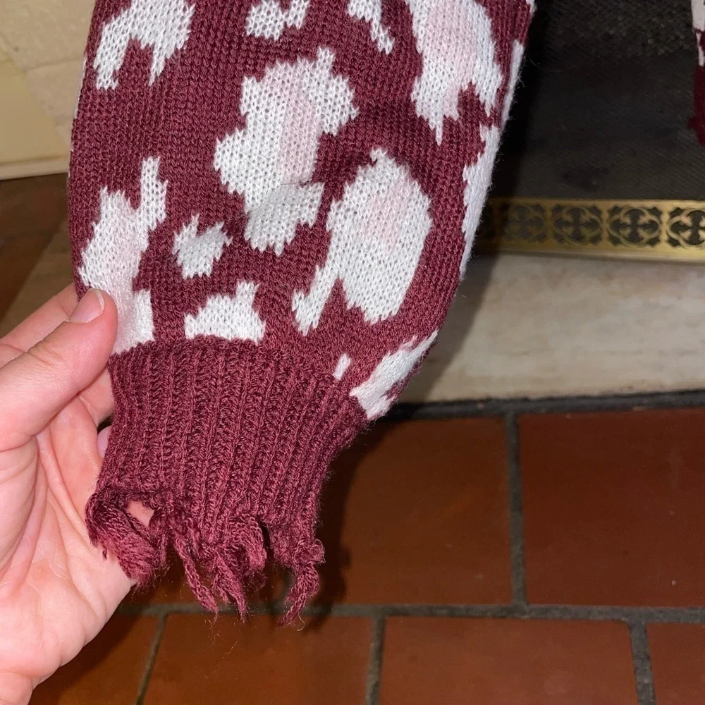 Burgundy Leopard Print Distressed Sweater | Grunge Y2K Cozy Chic | Sz S - Picture 4 of 9